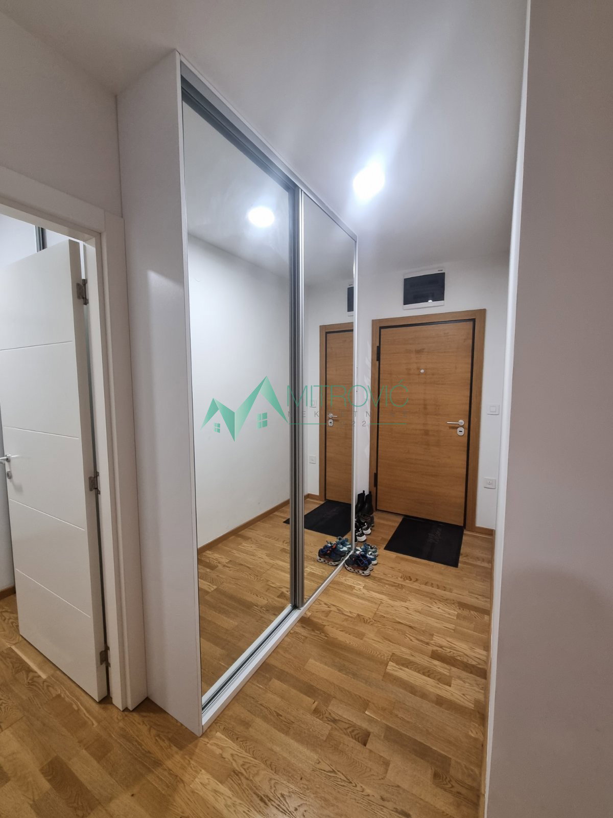 stanovi-2-5-re-bulevar-patrijarha-pavla-1004216-mblbu Dvoiposoban stan na prodaju, Bulevar Patrijarha Pavla, Novi Sad, 82m², 231.750 €