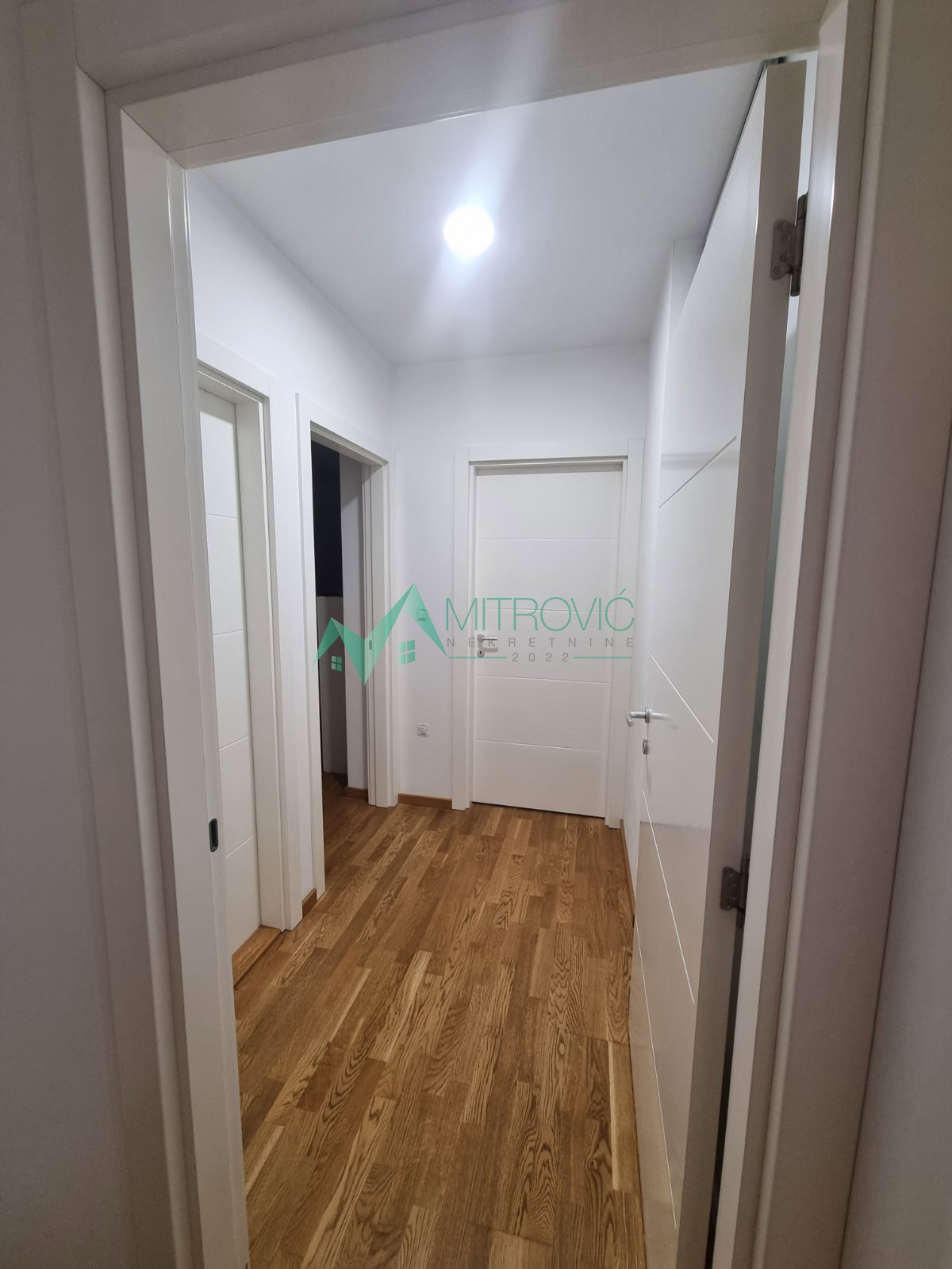 stanovi-2-5-re-bulevar-patrijarha-pavla-1004216-o7nwn Dvoiposoban stan na prodaju, Bulevar Patrijarha Pavla, Novi Sad, 82m², 231.750 €