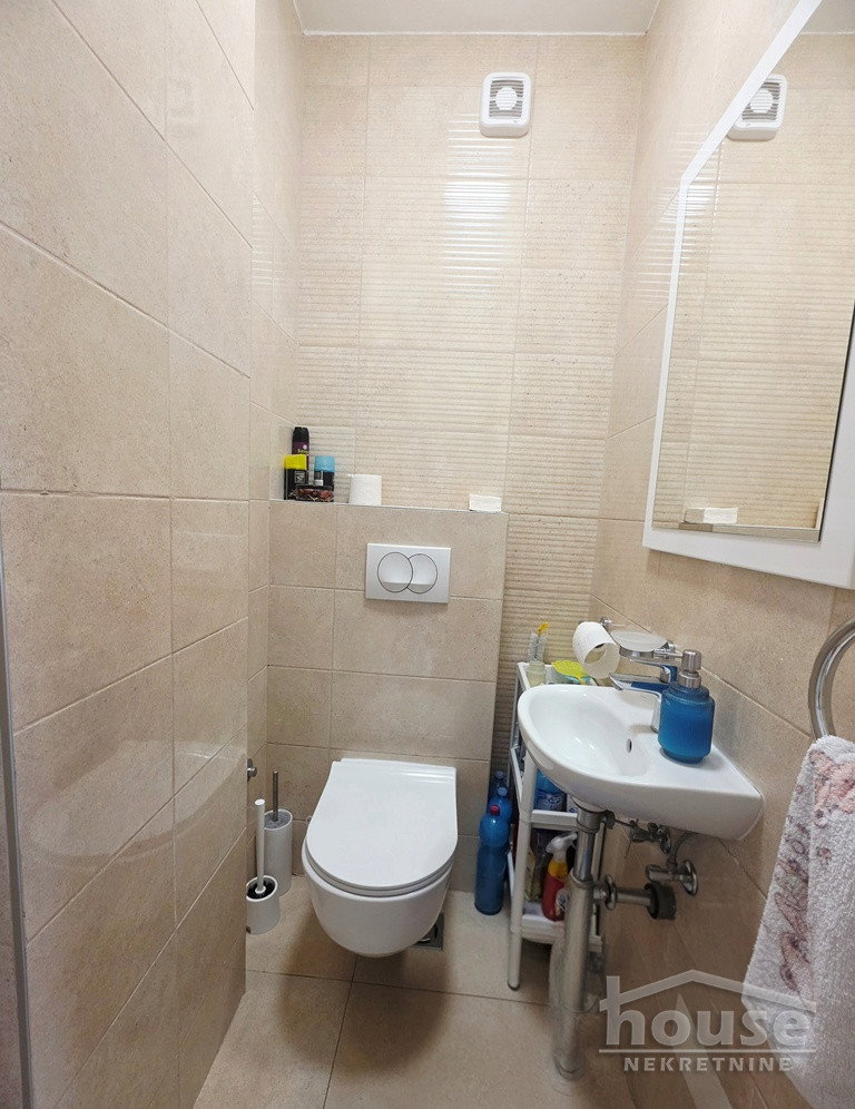 Dvoiposoban stan na prodaju, Bulevar Patrijarha Pavla, Novi Sad, 82m², 230.000 €