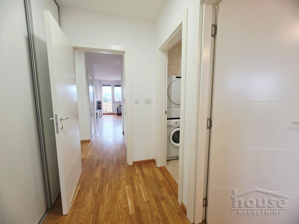 Dvoiposoban stan na prodaju, Bulevar Patrijarha Pavla, Novi Sad, 82m², 230.000 €