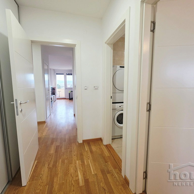Dvoiposoban stan na prodaju, Bulevar Patrijarha Pavla, Novi Sad, 82m², 230.000 €