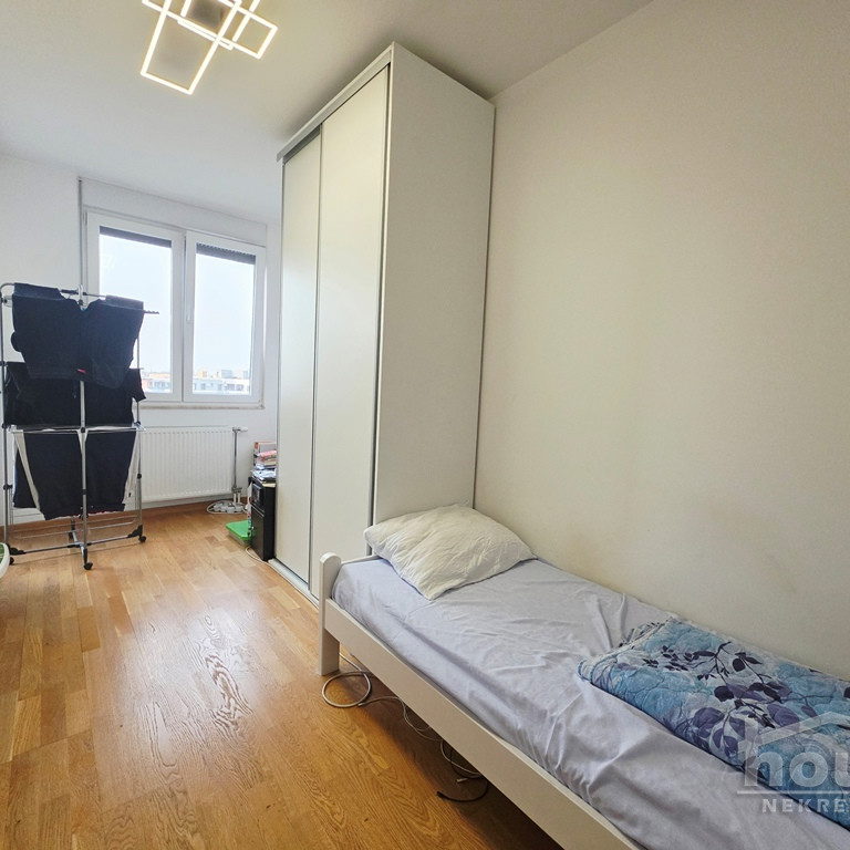 Dvoiposoban stan na prodaju, Bulevar Patrijarha Pavla, Novi Sad, 82m², 230.000 €