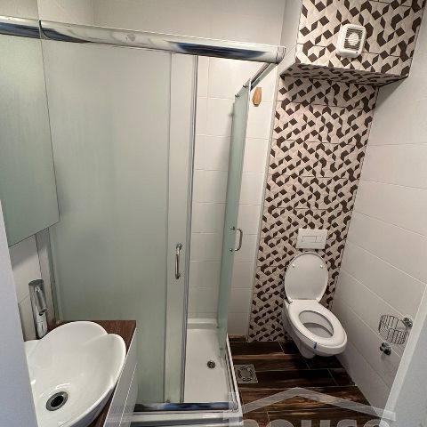 Dvoiposoban stan na prodaju, Centar, Novi Sad, 48m², 2. sprat, 185.400 €