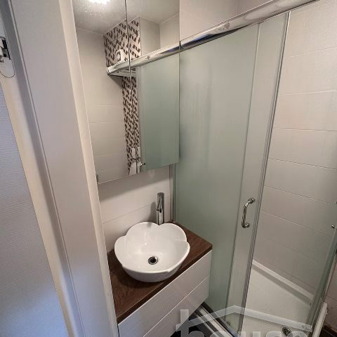 Dvoiposoban stan na prodaju, Centar, Novi Sad, 48m², 2. sprat, 185.400 €