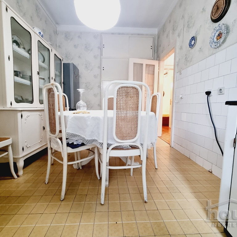 Dvoiposoban stan na prodaju, Centar, Novi Sad, 61m², 3. sprat, 200.000 €