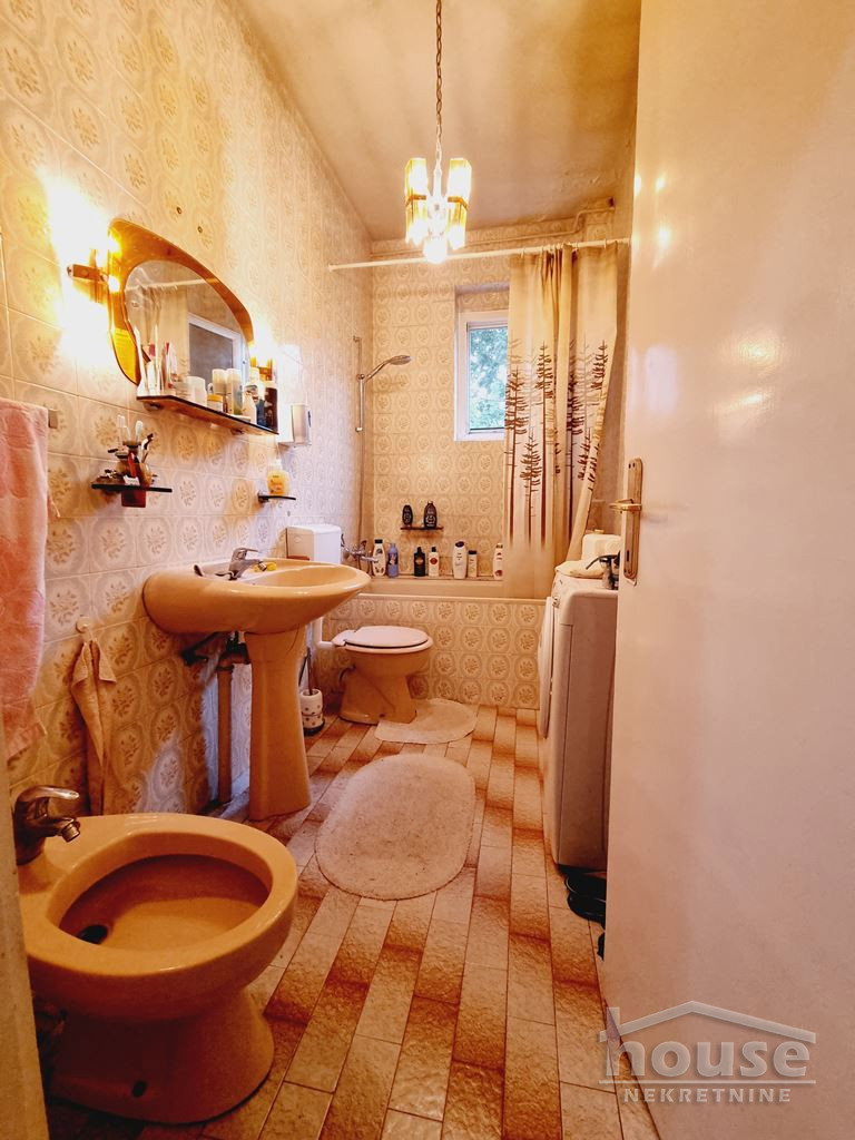 stanovi-2-5-re-centar-1061938-h9ewx Dvoiposoban stan na prodaju, Centar, Novi Sad, 61m², 3. sprat, 200.000 €