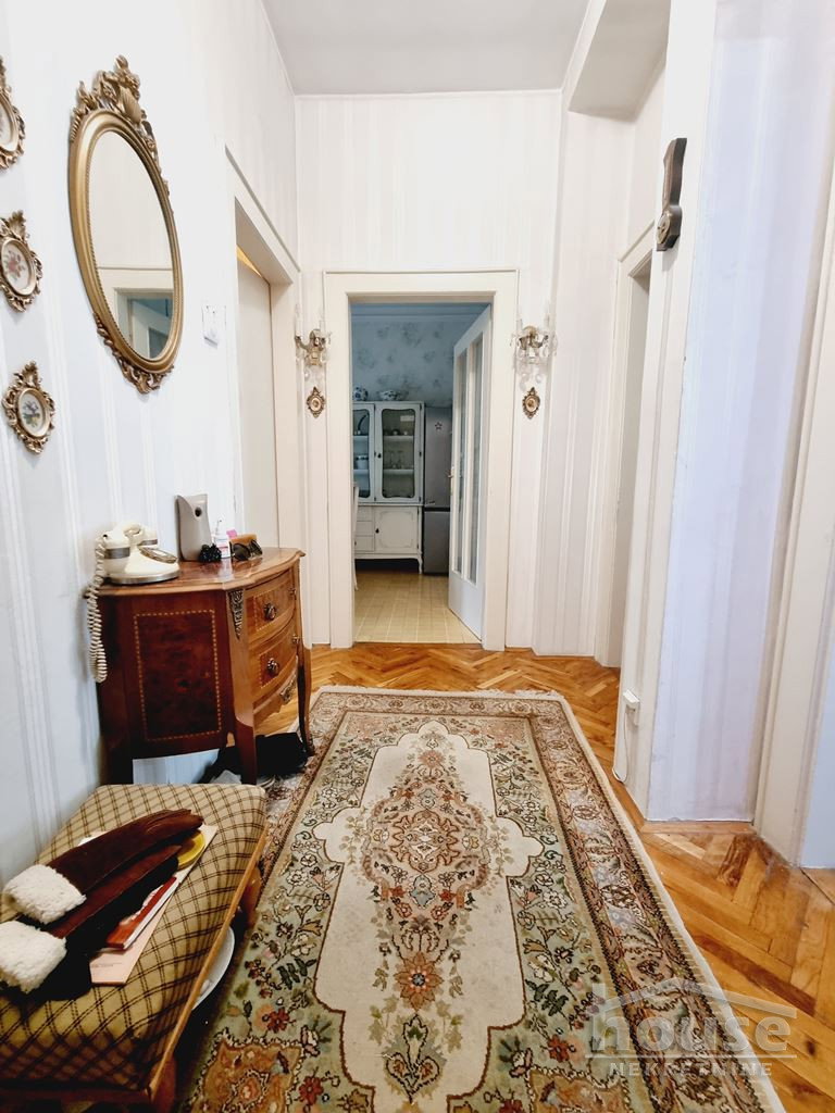 stanovi-2-5-re-centar-1061938-kctas Dvoiposoban stan na prodaju, Centar, Novi Sad, 61m², 3. sprat, 200.000 €
