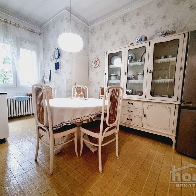Dvoiposoban stan na prodaju, Centar, Novi Sad, 61m², 3. sprat, 200.000 €