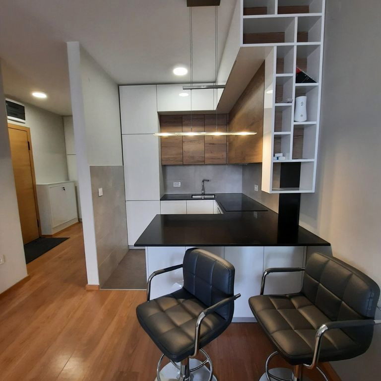 Dvoiposoban stan na prodaju, Centar, Novi Sad, 49m², 1. sprat, 250.000 €