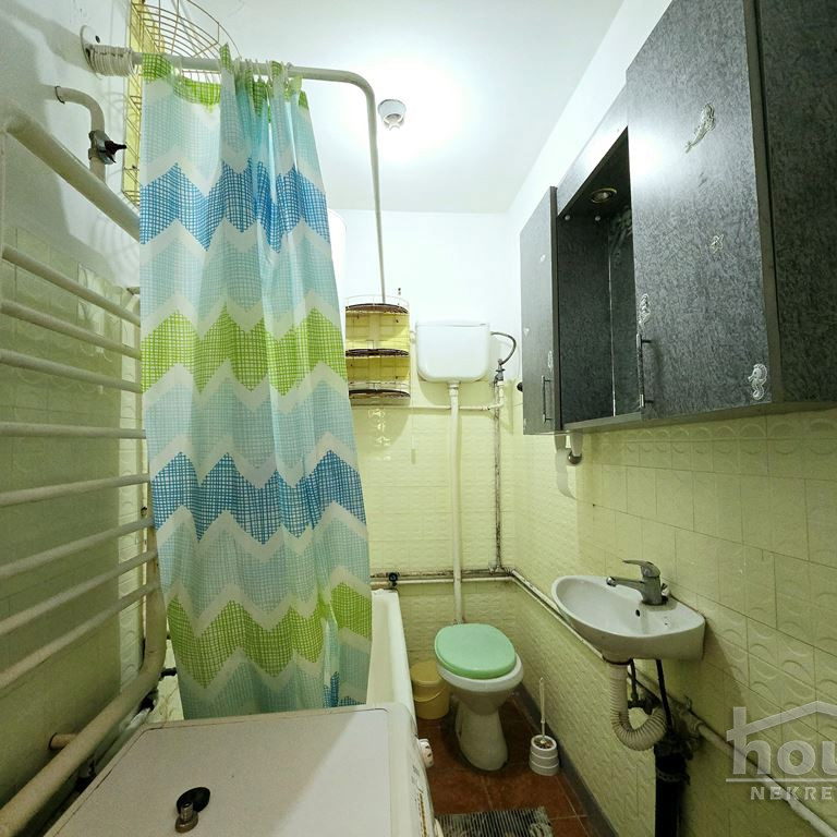 Dvoiposoban stan na prodaju, Centar, Novi Sad, 74m², 168.000 €