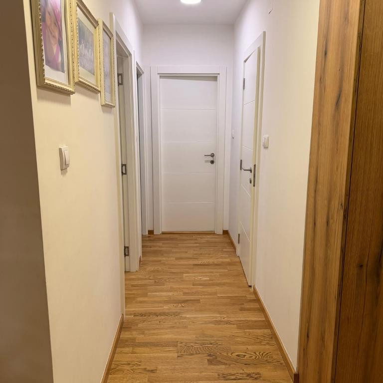 Dvoiposoban stan na prodaju, Detelinara, Novi Sad, 67m², 2. sprat, 238.000 €