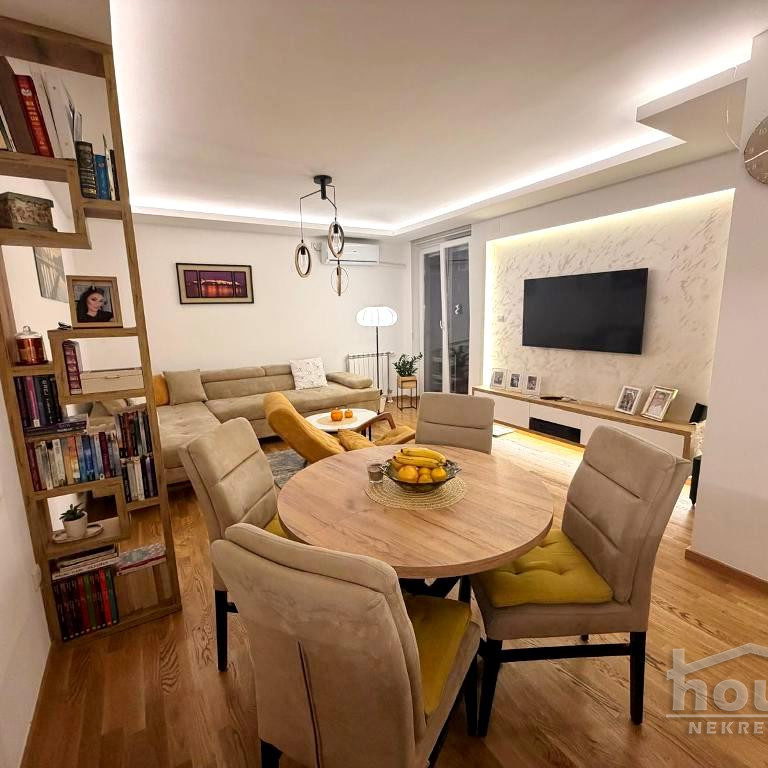 Stan Prodaja Novi Sad  67 m2