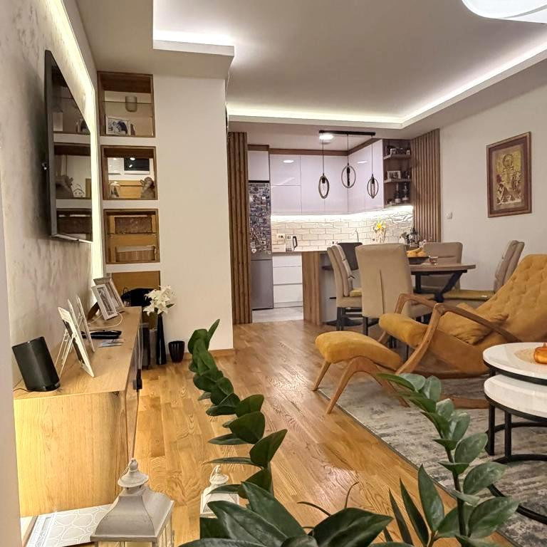 Dvoiposoban stan na prodaju, Detelinara, Novi Sad, 67m², 2. sprat, 238.000 €