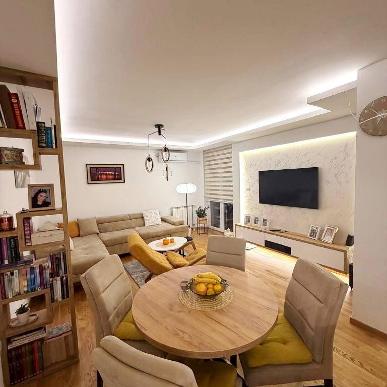 Stan Prodaja Novi Sad  67 m2