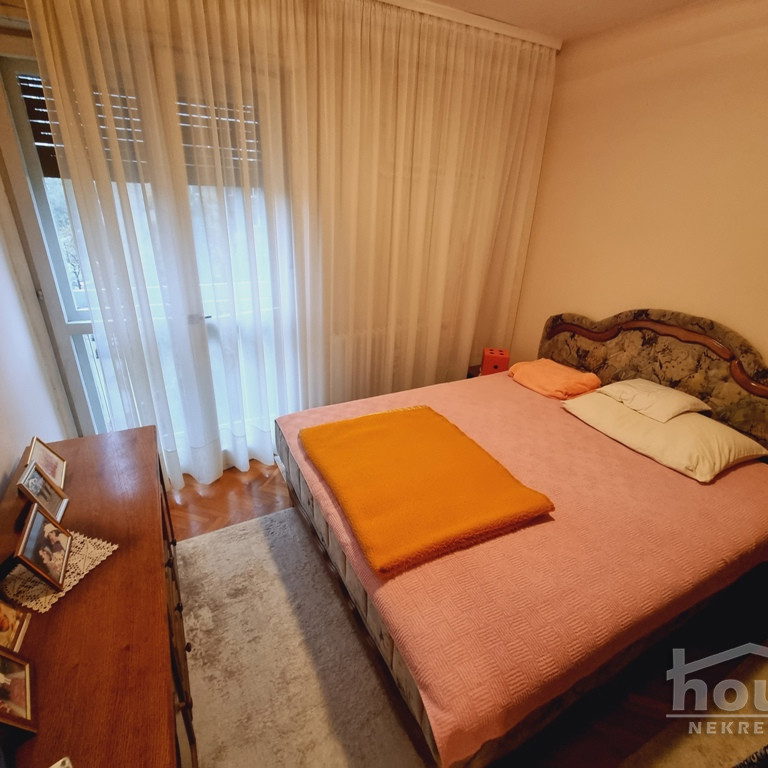 Stan Prodaja Novi Sad  70 m2