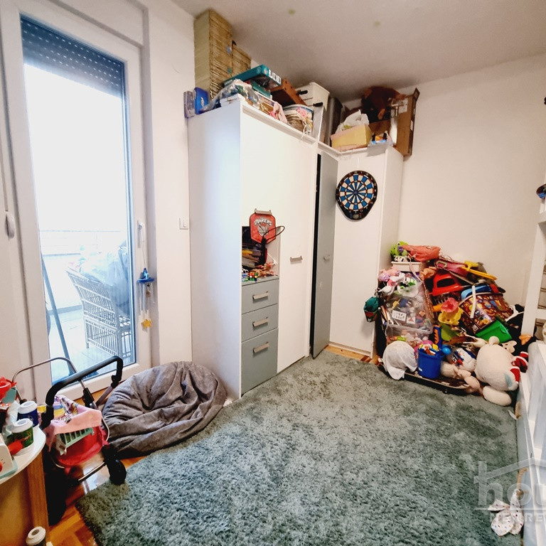 Stan Prodaja Novi Sad  70 m2