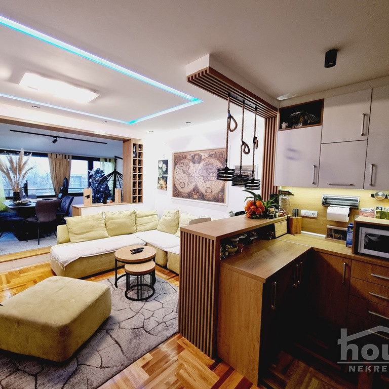 Stan Prodaja Novi Sad  70 m2