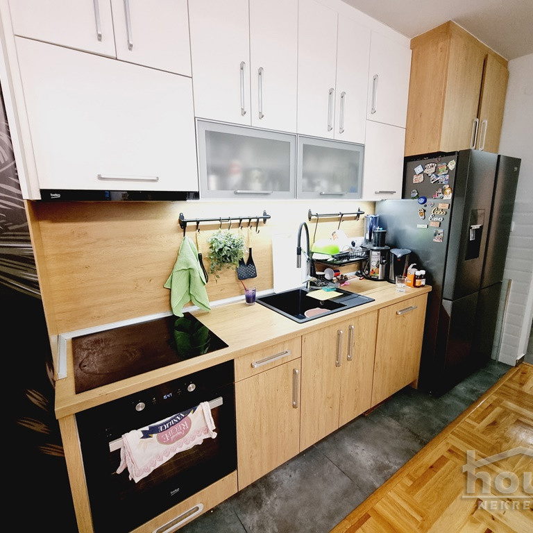 Dvoiposoban stan na prodaju, Klisa, Novi Sad, 70m², 3. sprat, 165.000 €