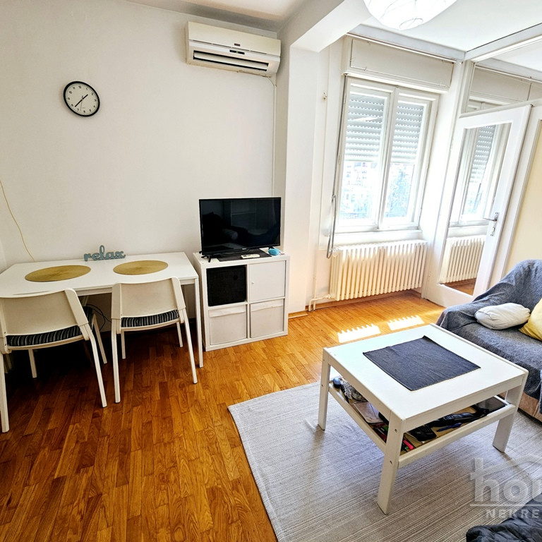Stan Prodaja Novi Sad  44 m2