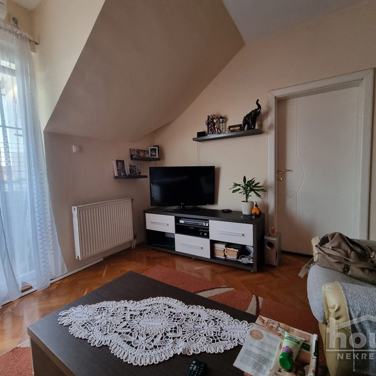 Stan Prodaja Novi Sad  65 m2