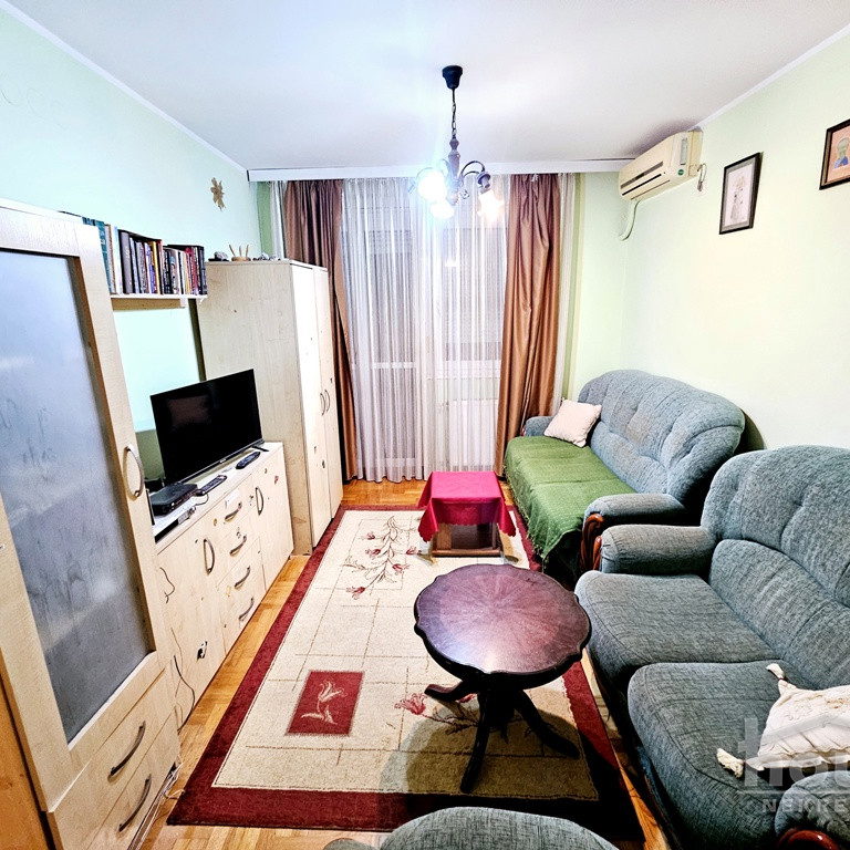 Stan Prodaja Novi Sad  54 m2