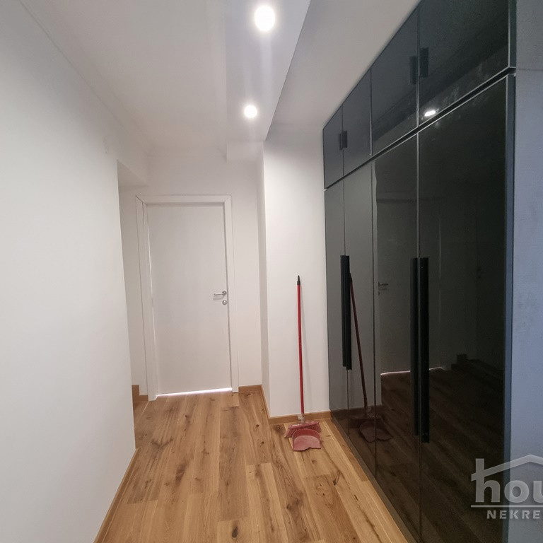 Stan Prodaja Novi Sad  74 m2