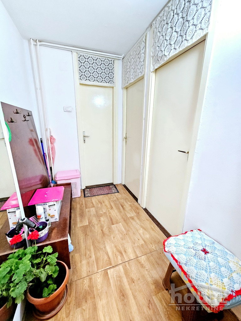 Trosoban stan na prodaju, Novo Naselje, Novi Sad, 69m², 168.000 €