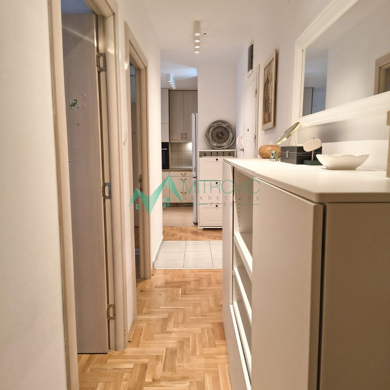 Dvoiposoban stan na prodaju, Novo Naselje, Novi Sad, 64m², 204.000 €