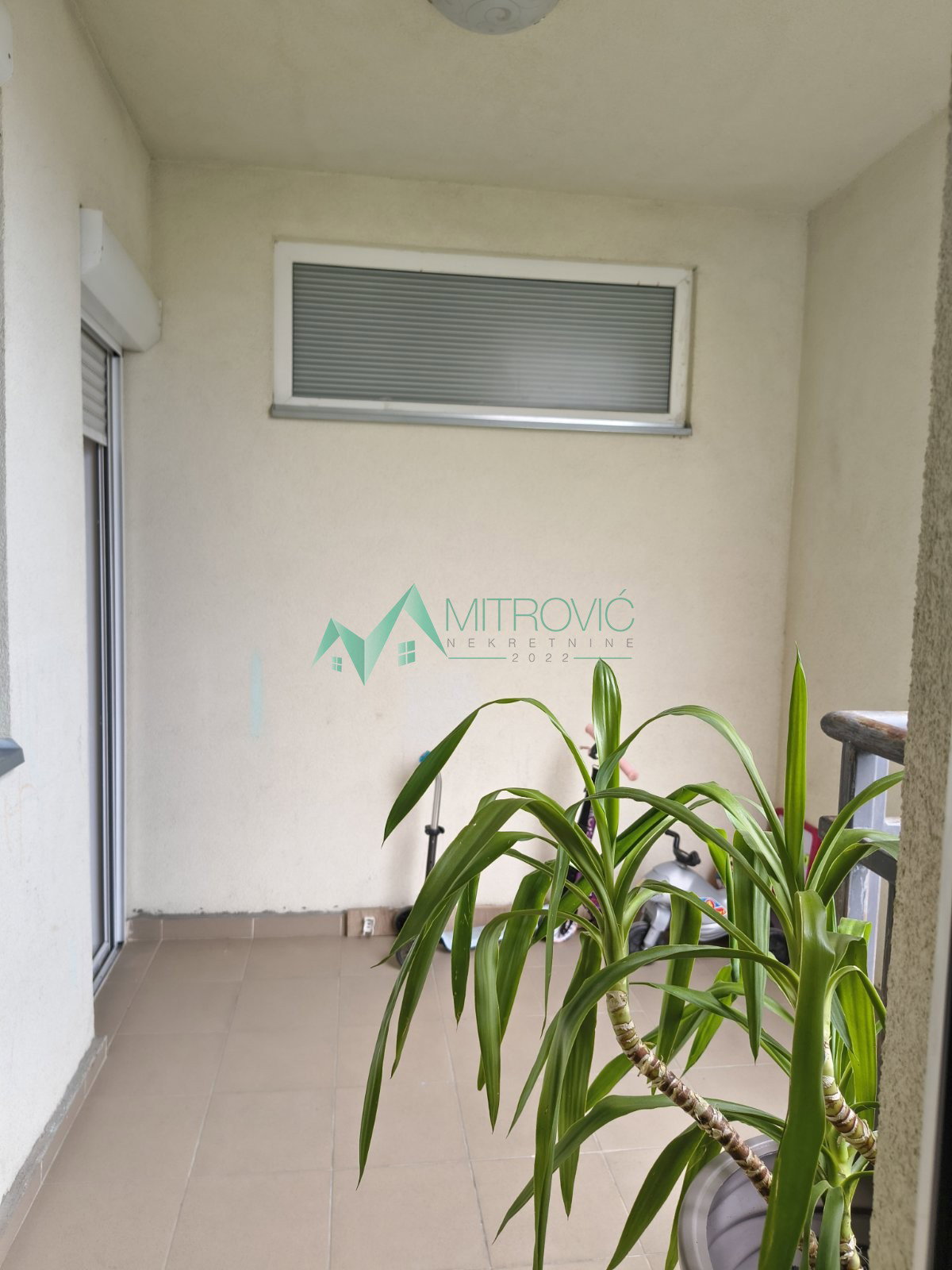 stanovi-2-5-re-novo-naselje-ns-1004305-arw7q Dvoiposoban stan na prodaju, Novo Naselje, Novi Sad, 64m², 204.000 €