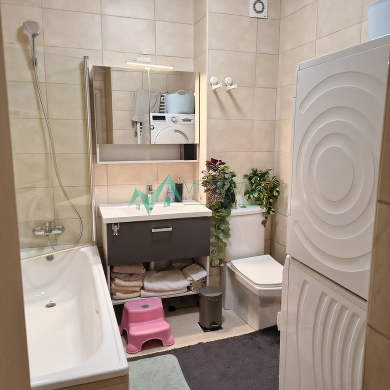 Dvoiposoban stan na prodaju, Novo Naselje, Novi Sad, 64m², 204.000 €