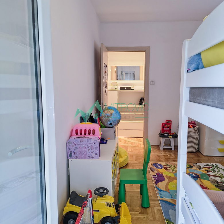 Dvoiposoban stan na prodaju, Novo Naselje, Novi Sad, 64m², 204.000 €