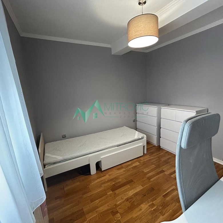 Stan Prodaja Novi Sad  67 m2