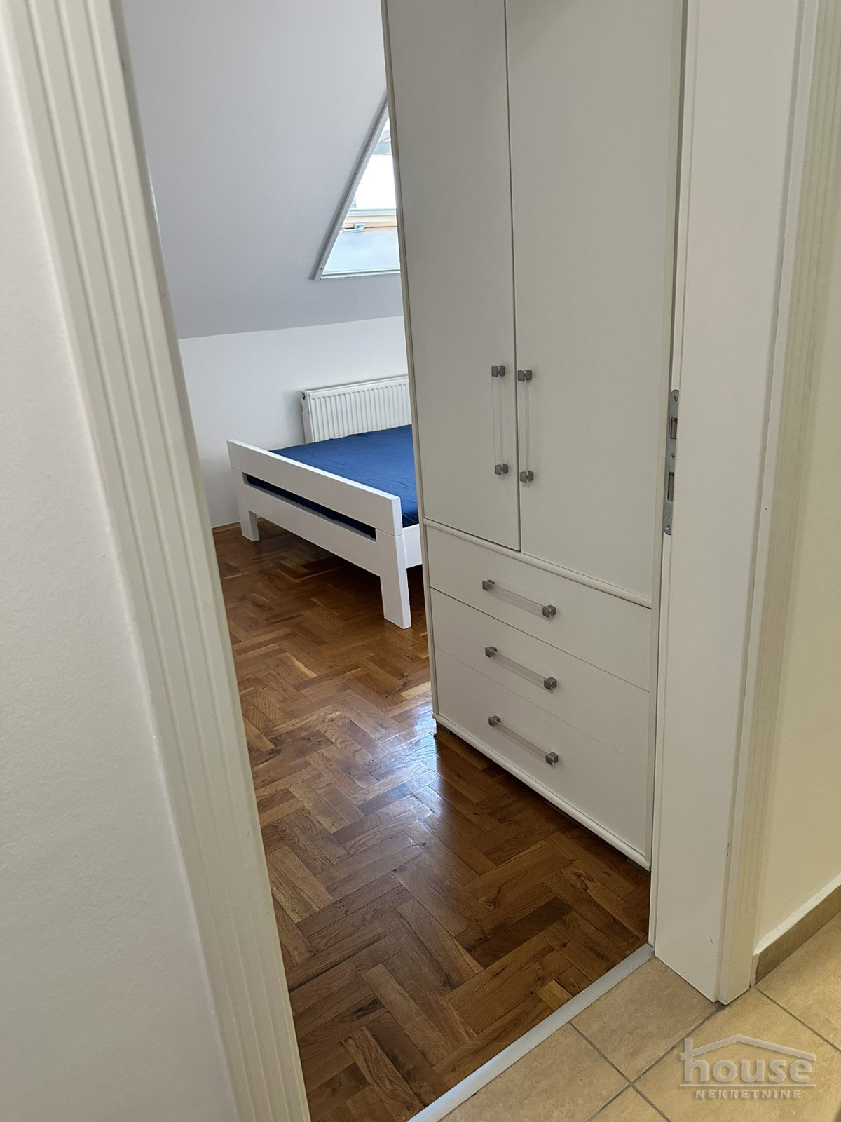 Dvoiposoban stan na prodaju, Sajmište, Novi Sad, 43m², 4. sprat, 130.000 €