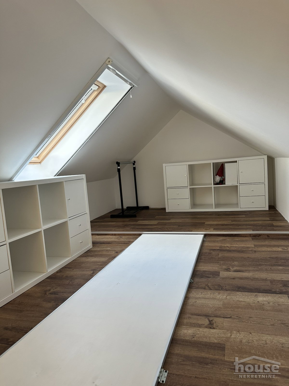 Dvoiposoban stan na prodaju, Sajmište, Novi Sad, 43m², 4. sprat, 130.000 €