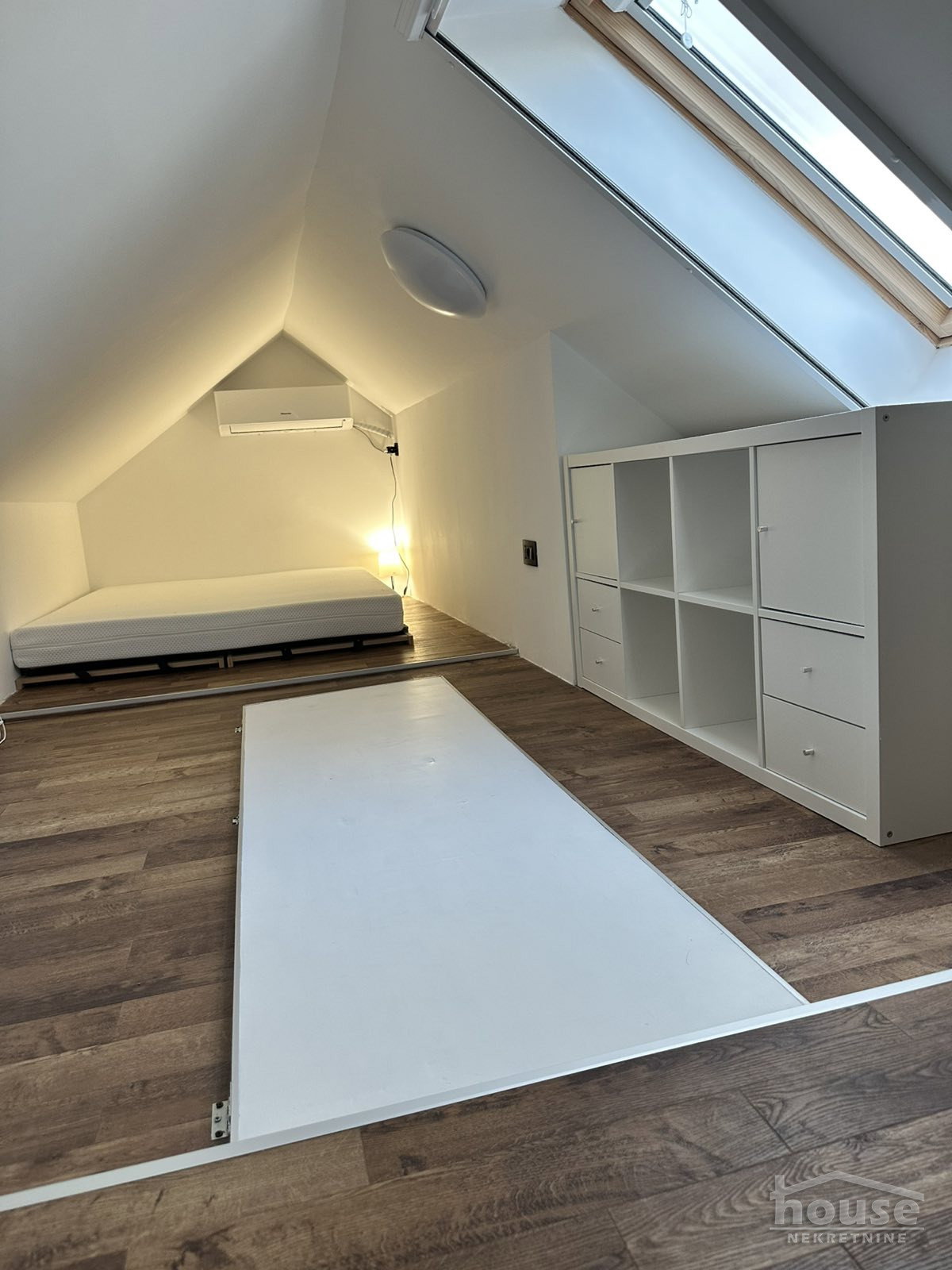 Stan Prodaja Novi Sad  43 m2