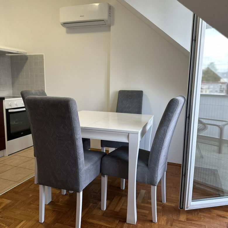 Dvoiposoban stan na prodaju, Sajmište, Novi Sad, 43m², 4. sprat, 130.000 €