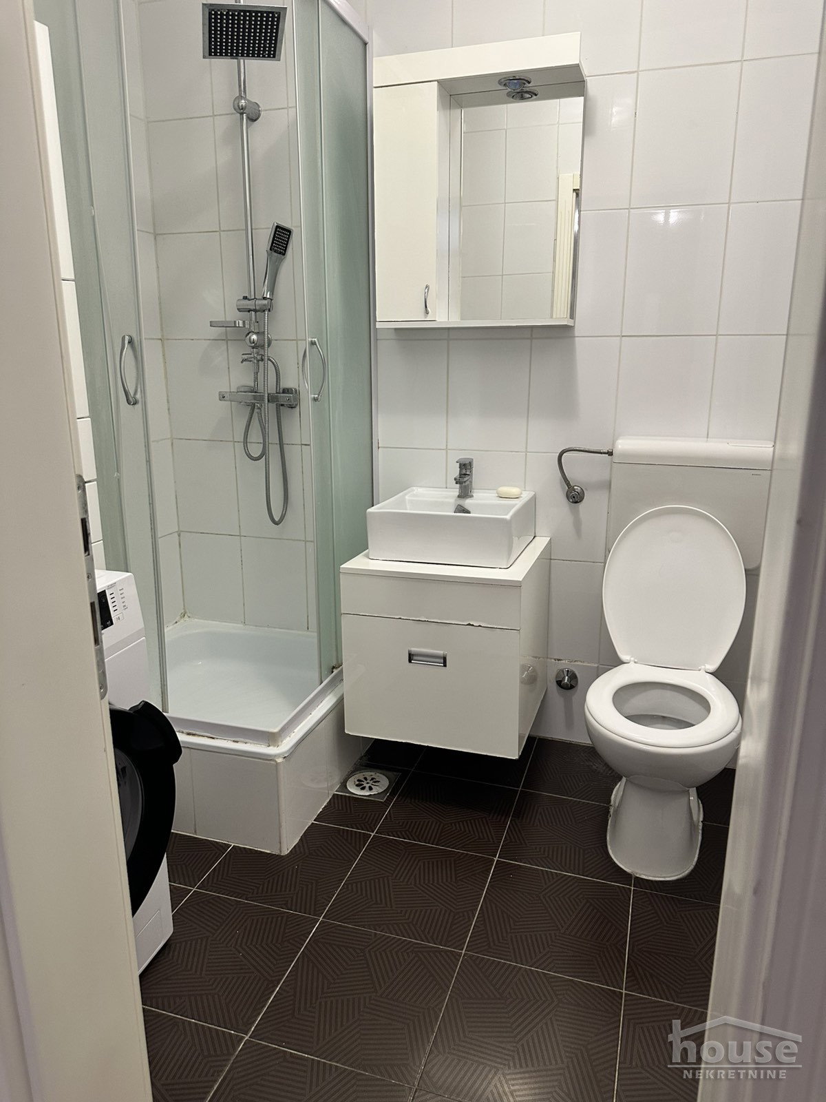 Dvoiposoban stan na prodaju, Sajmište, Novi Sad, 43m², 4. sprat, 130.000 €