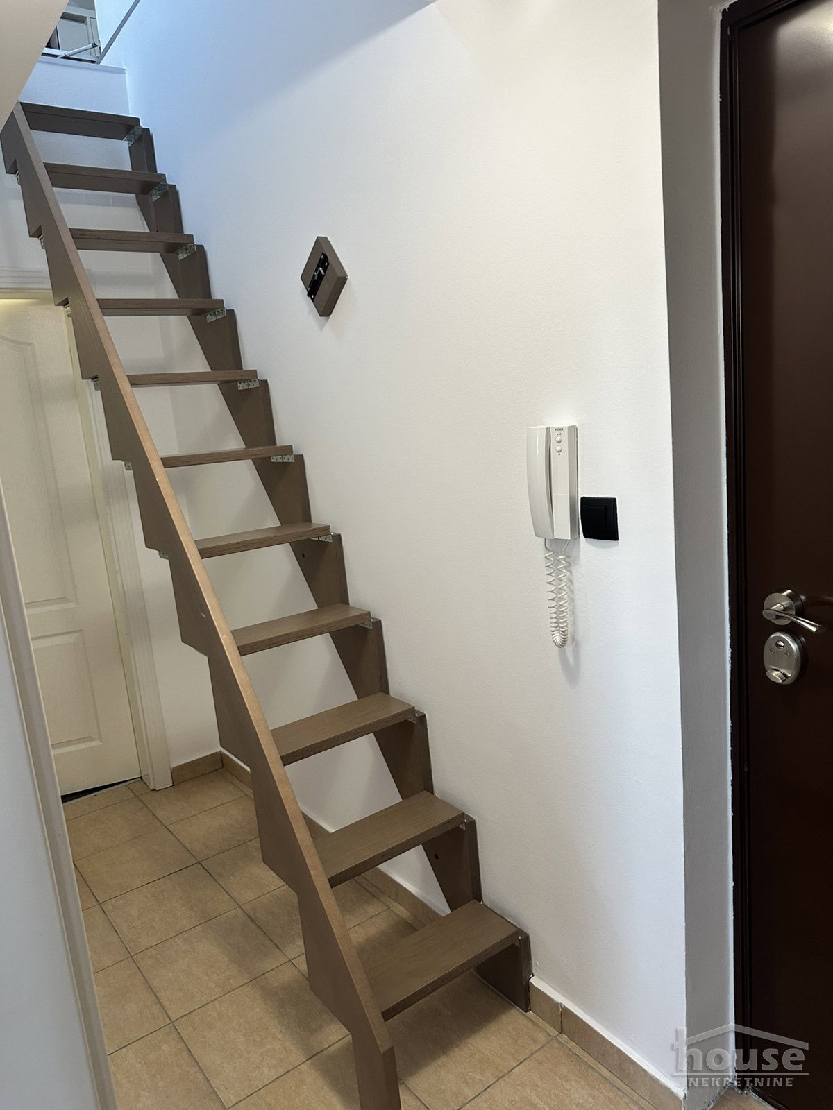 Stan Prodaja Novi Sad  43 m2