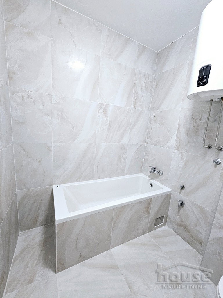 stanovi-2-5-re-salajka-1101570-joqmt Dvoiposoban stan na prodaju, Salajka, Novi Sad, 66m², 1. sprat, 190.000 €