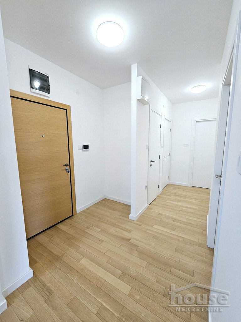 stanovi-2-5-re-salajka-1101570-lih6s Dvoiposoban stan na prodaju, Salajka, Novi Sad, 66m², 1. sprat, 190.000 €
