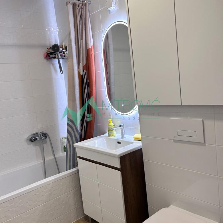 Dvoiposoban stan na prodaju, Sremska Kamenica, Novi Sad, 58m², 166.860 €