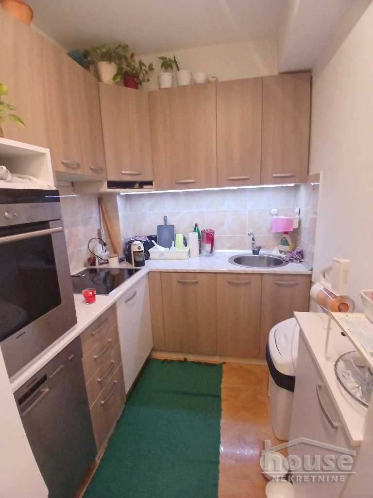 stanovi-2-5-re-telep-1101454-xxuaw Troiposoban stan na prodaju, Bulevar Patrijarha Pavla, Novi Sad, 59m², 145.000 €