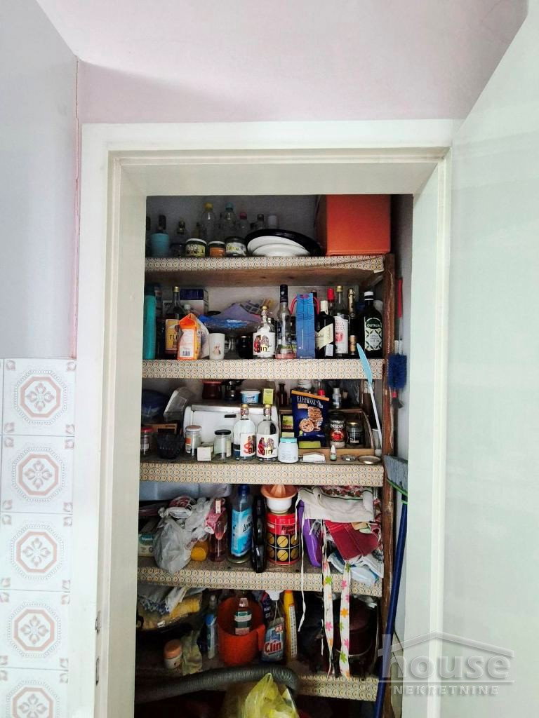 Dvoiposoban stan na prodaju, Železnička Stanica, Novi Sad, 61m², 2. sprat, 155.000 €