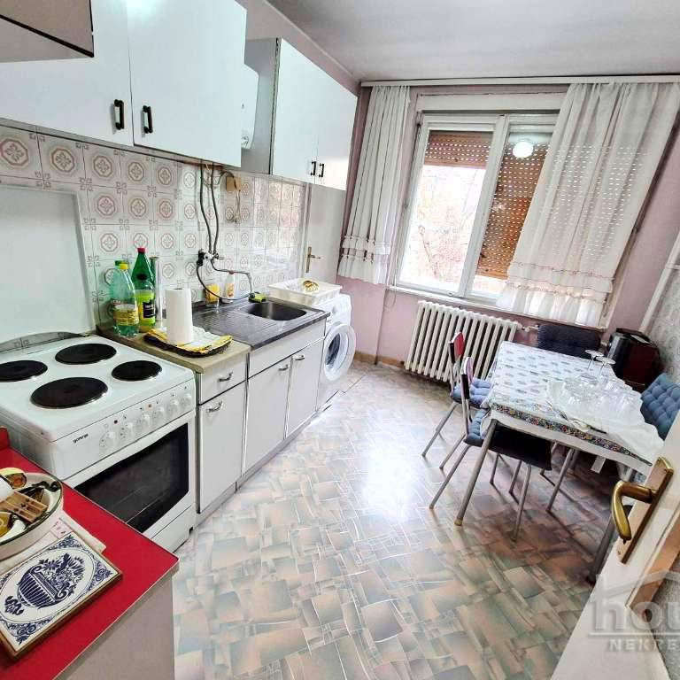 Stan Prodaja Novi Sad  61 m2