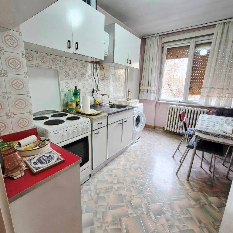 Stan Prodaja Novi Sad  61 m2