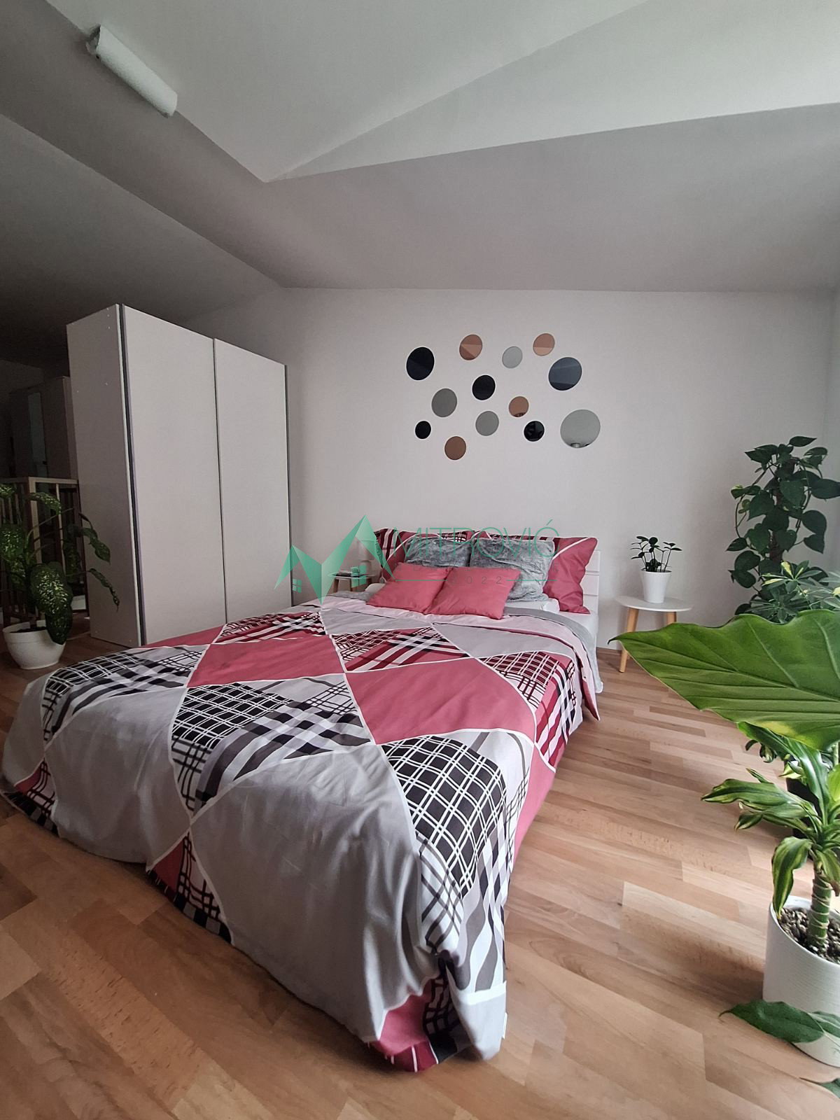 Stan Prodaja Novi Sad  48 m2