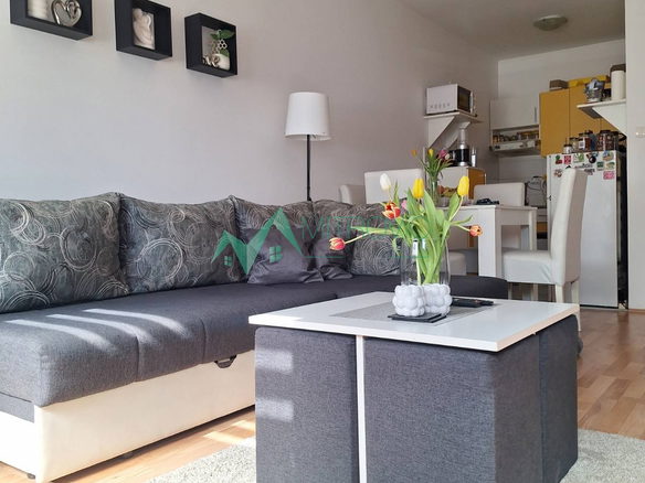 Stan Prodaja Novi Sad  48 m2