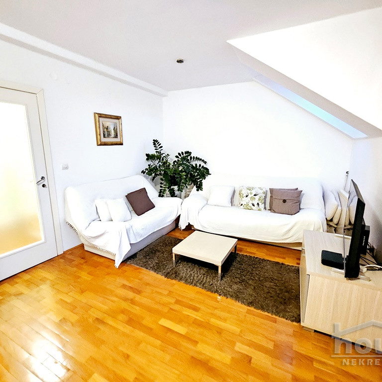 Stan Prodaja Novi Sad  54 m2