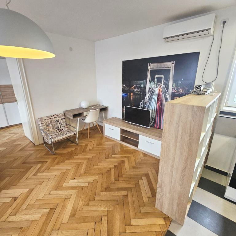 Stan Prodaja Novi Sad  48 m2