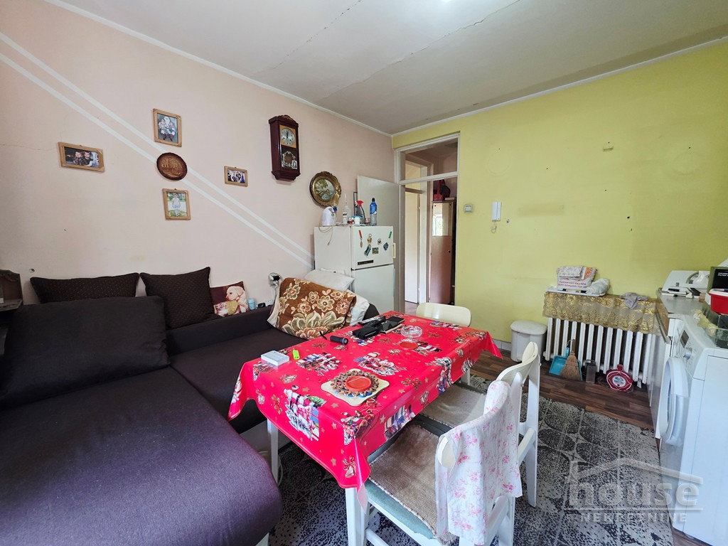 Stan Prodaja Novi Sad  50 m2